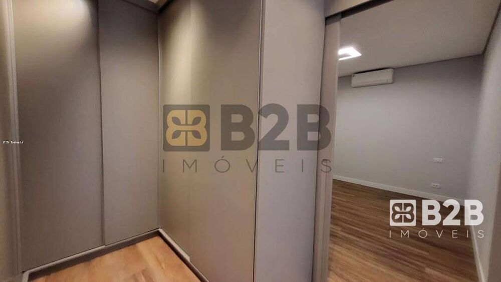 Casa de Condomínio à venda com 3 quartos, 250m² - Foto 8