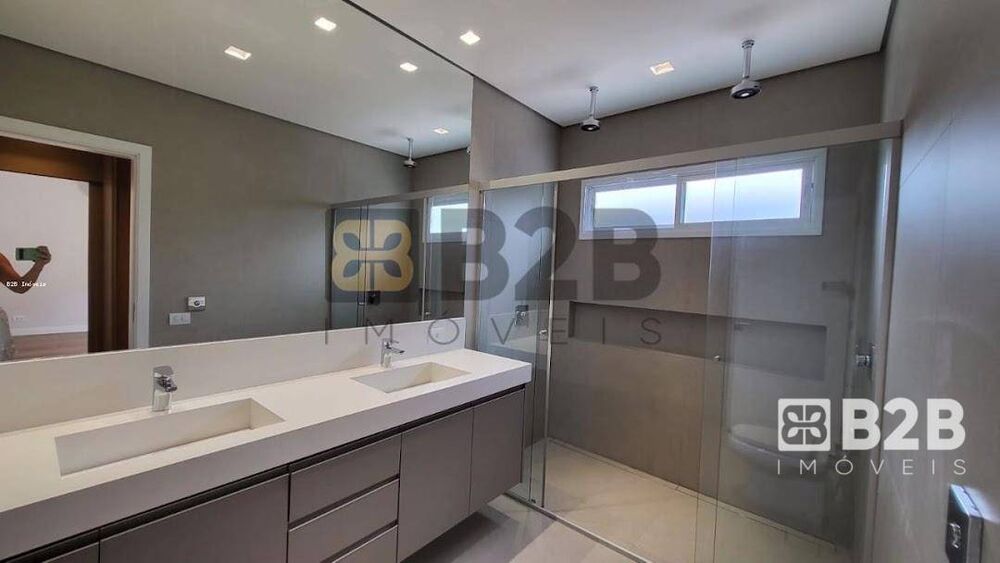 Casa de Condomínio à venda com 3 quartos, 250m² - Foto 9