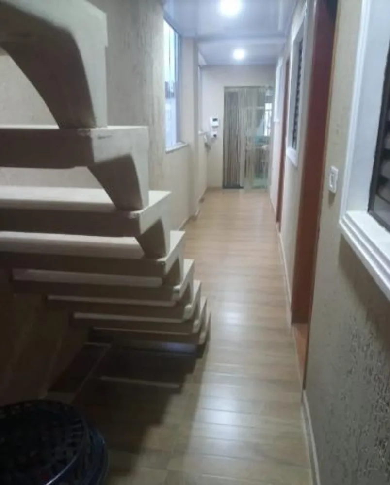 Sobrado, 4 quartos, 232 m² - Foto 2