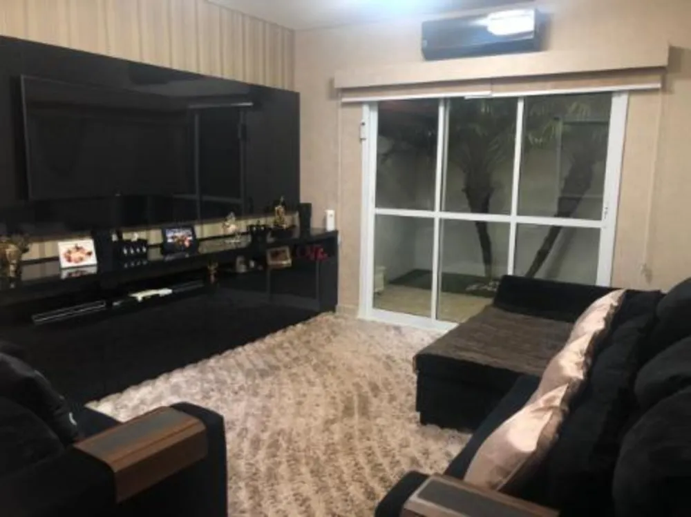 Sobrado, 7 quartos, 270 m² - Foto 2