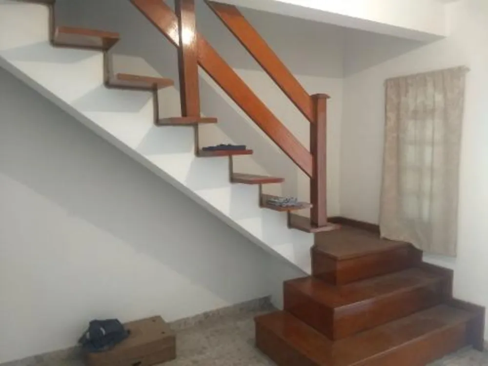Sobrado, 5 quartos, 300 m² - Foto 1
