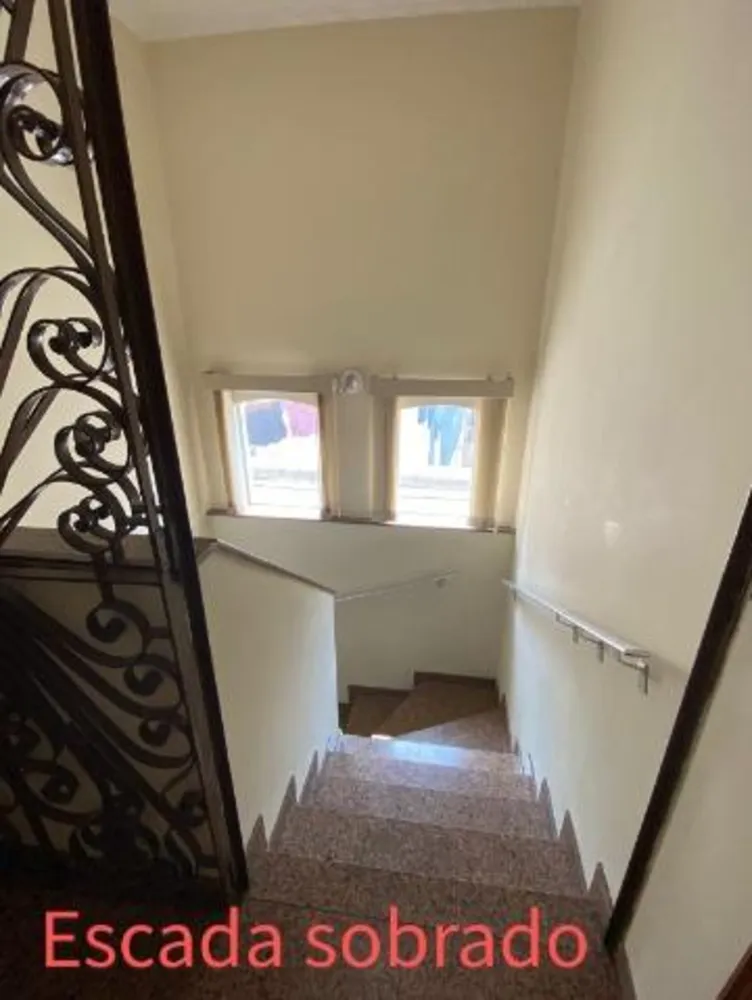 Casa, 5 quartos, 174 m² - Foto 1