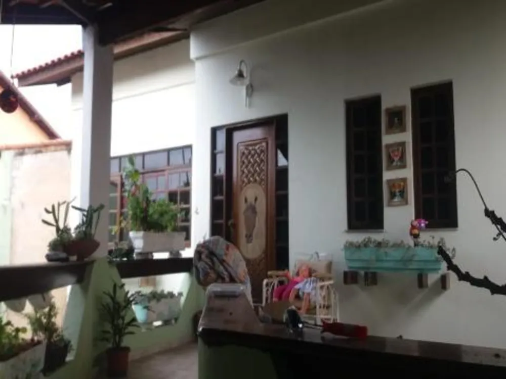 Sobrado, 6 quartos, 250 m² - Foto 2