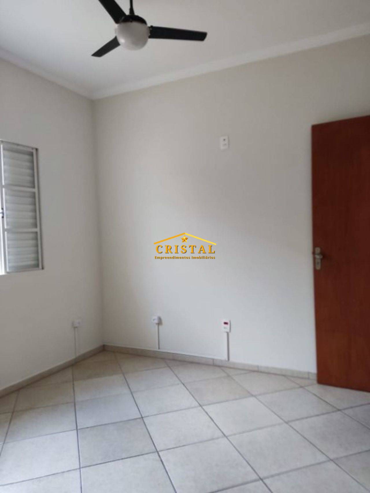 Casa à venda com 3 quartos, 207m² - Foto 4