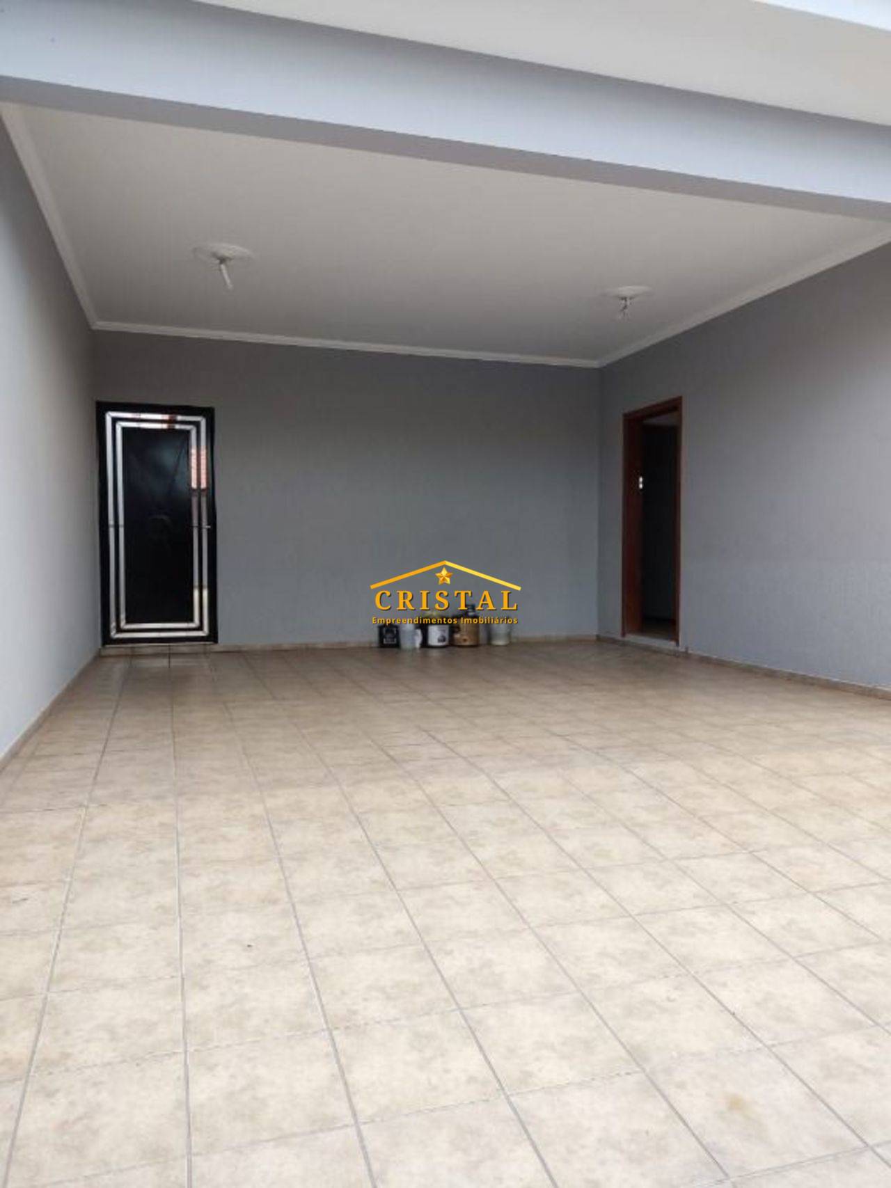 Casa à venda com 3 quartos, 207m² - Foto 2