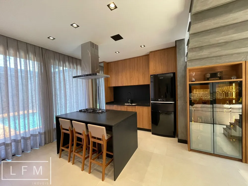 Sobrado, 3 quartos, 210 m² - Foto 4