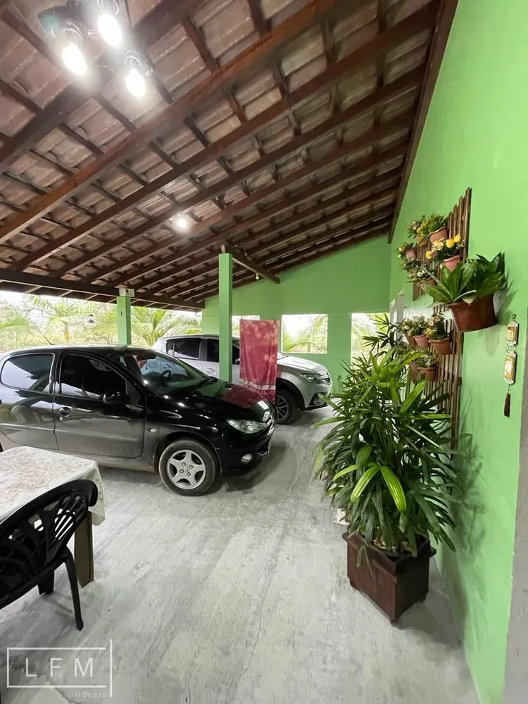 Chácara, 3 quartos, 1400 m² - Foto 1