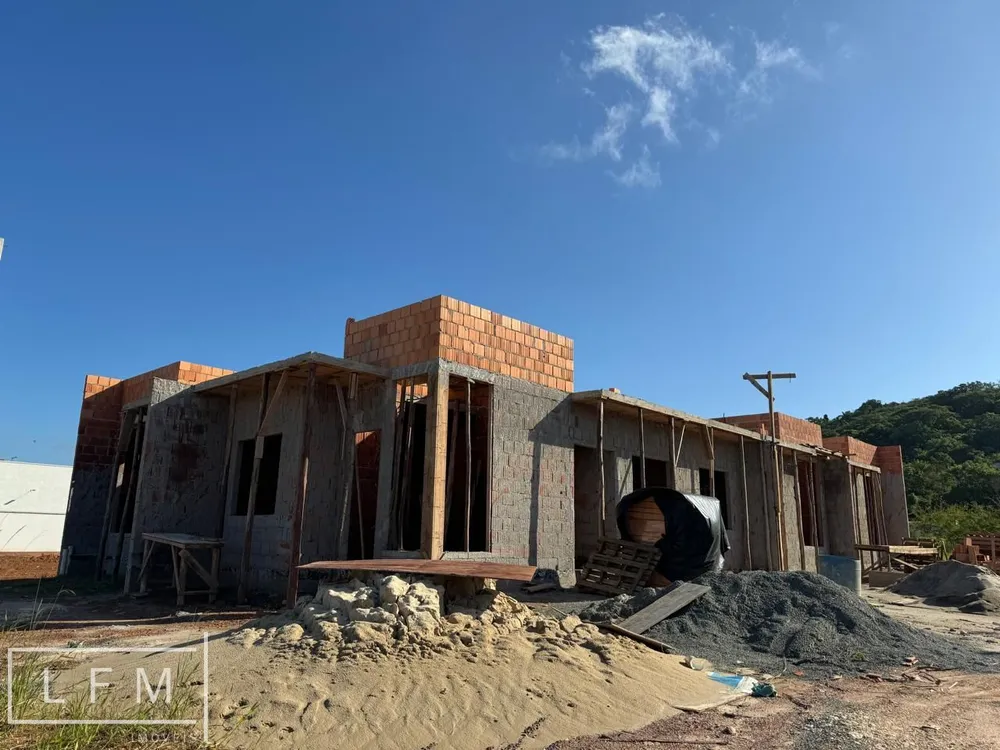 Casa, 2 quartos, 60 m² - Foto 1