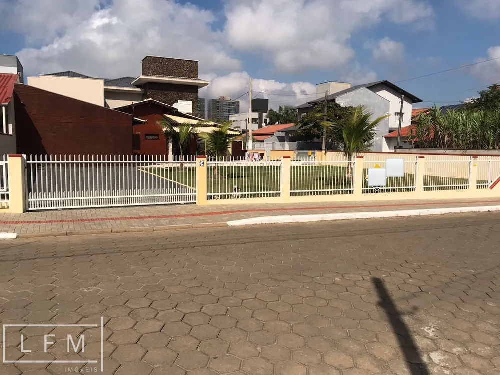 Terreno, 300 m² - Foto 1
