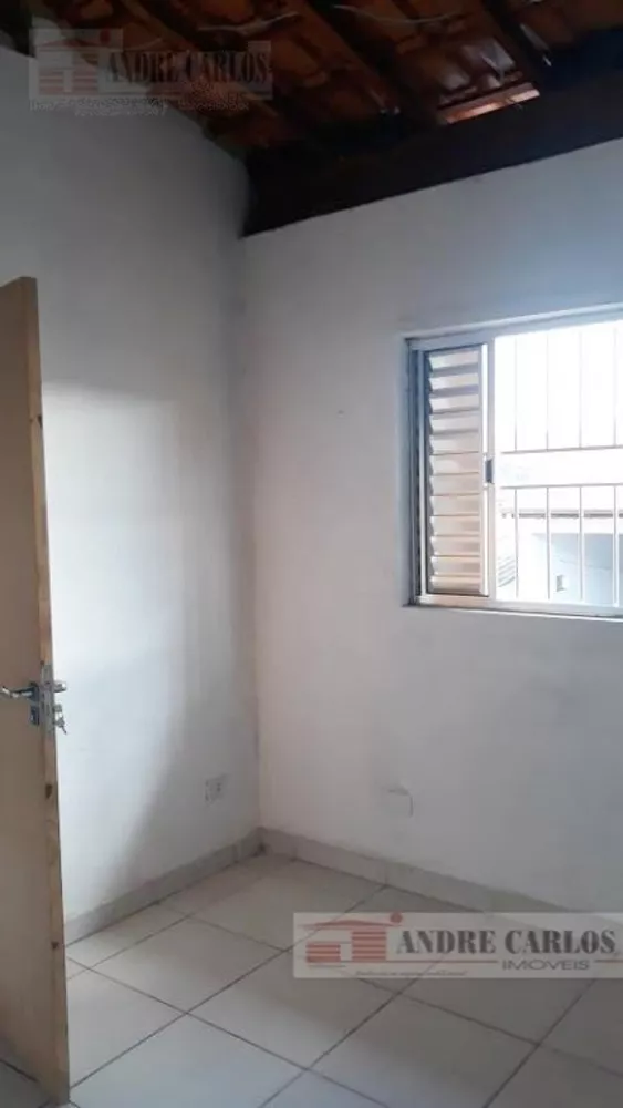 Casa para alugar com 1 quarto, 50m² - Foto 2