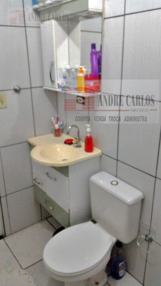 Casa à venda com 2 quartos, 50m² - Foto 5