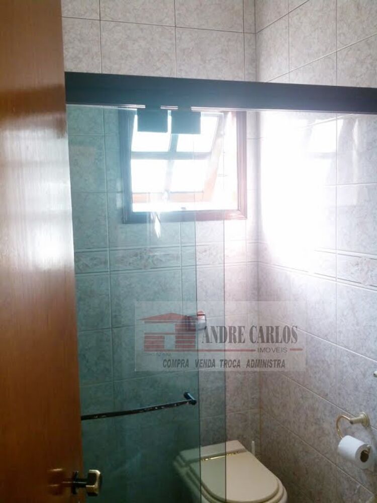 Sobrado à venda com 3 quartos, 240m² - Foto 9