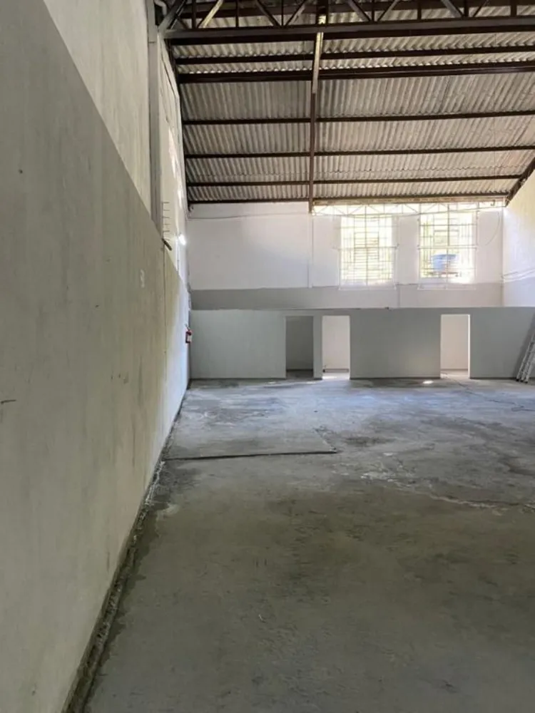 Loja-Salão, 256 m² - Foto 1