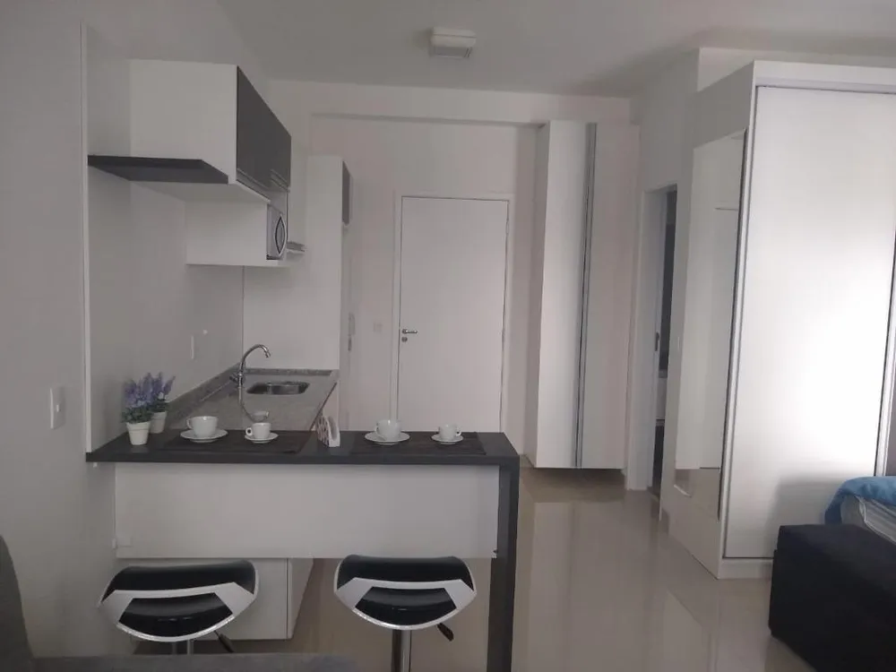 Apartamento, 1 quarto, 37 m² - Foto 2