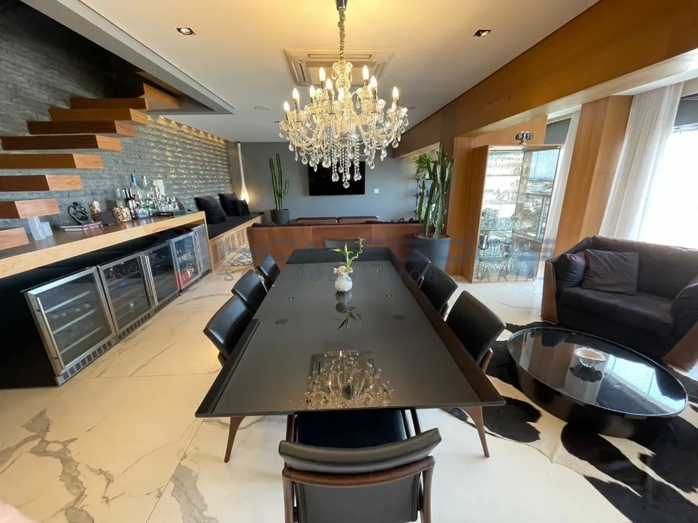 Cobertura, 3 quartos, 218 m² - Foto 4