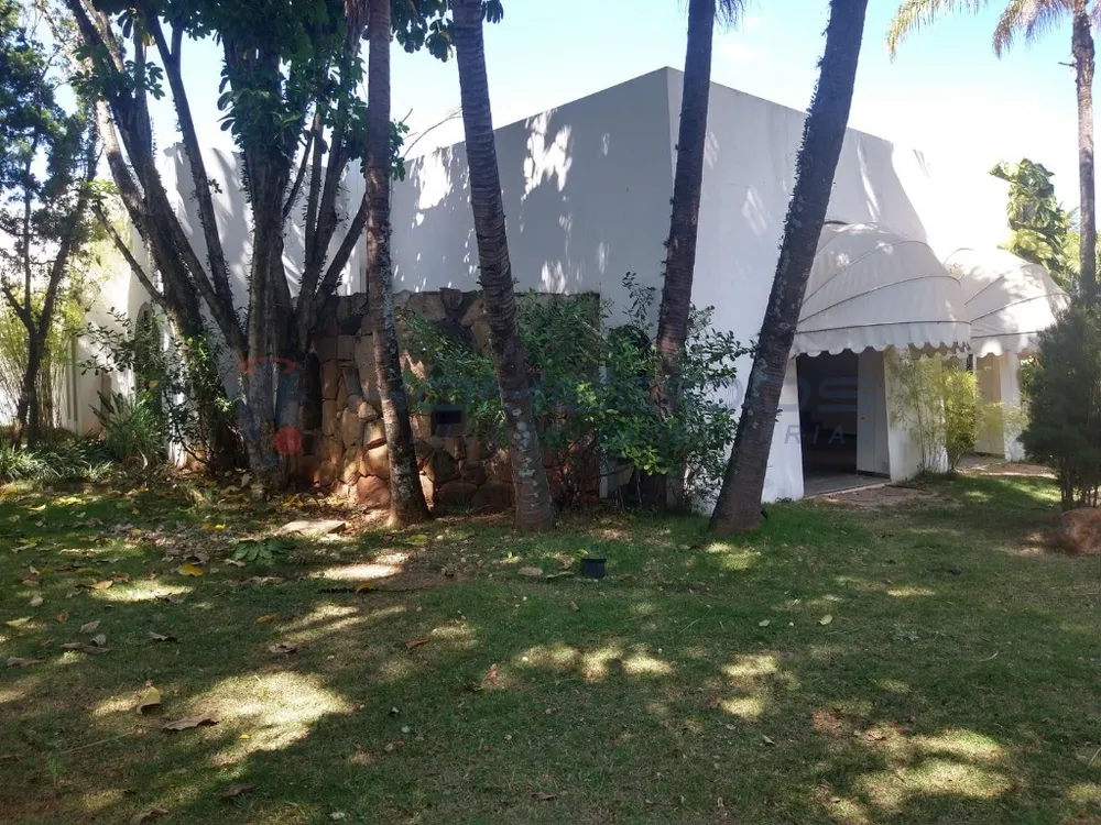 Casa, 3 quartos, 1160 m² - Foto 1