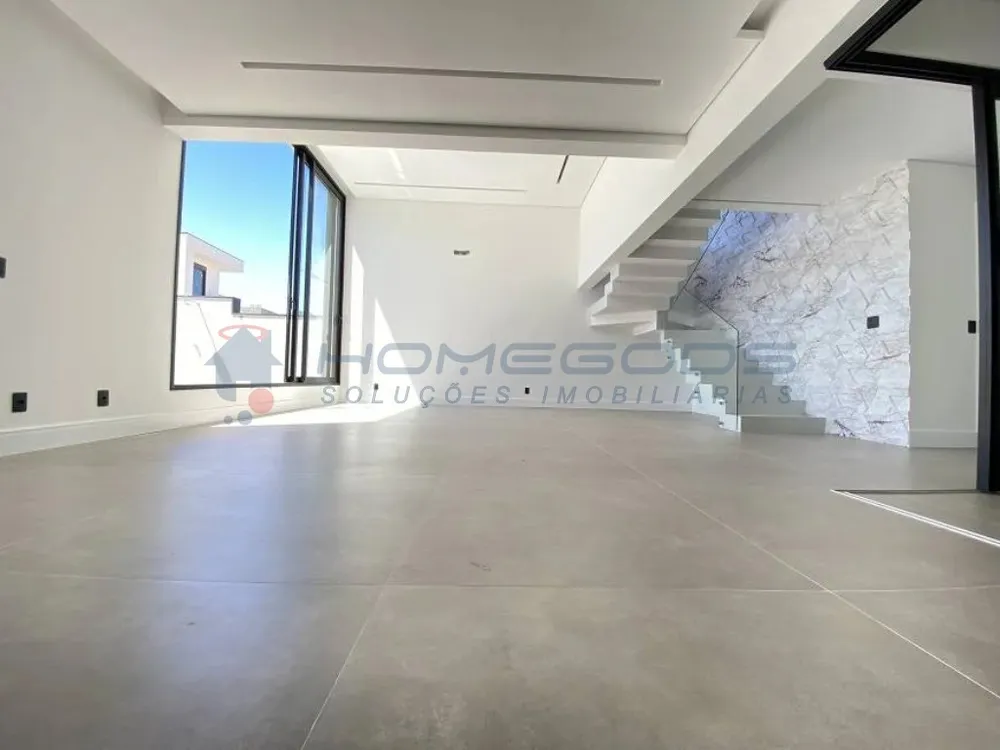 Sobrado, 4 quartos, 358 m² - Foto 2
