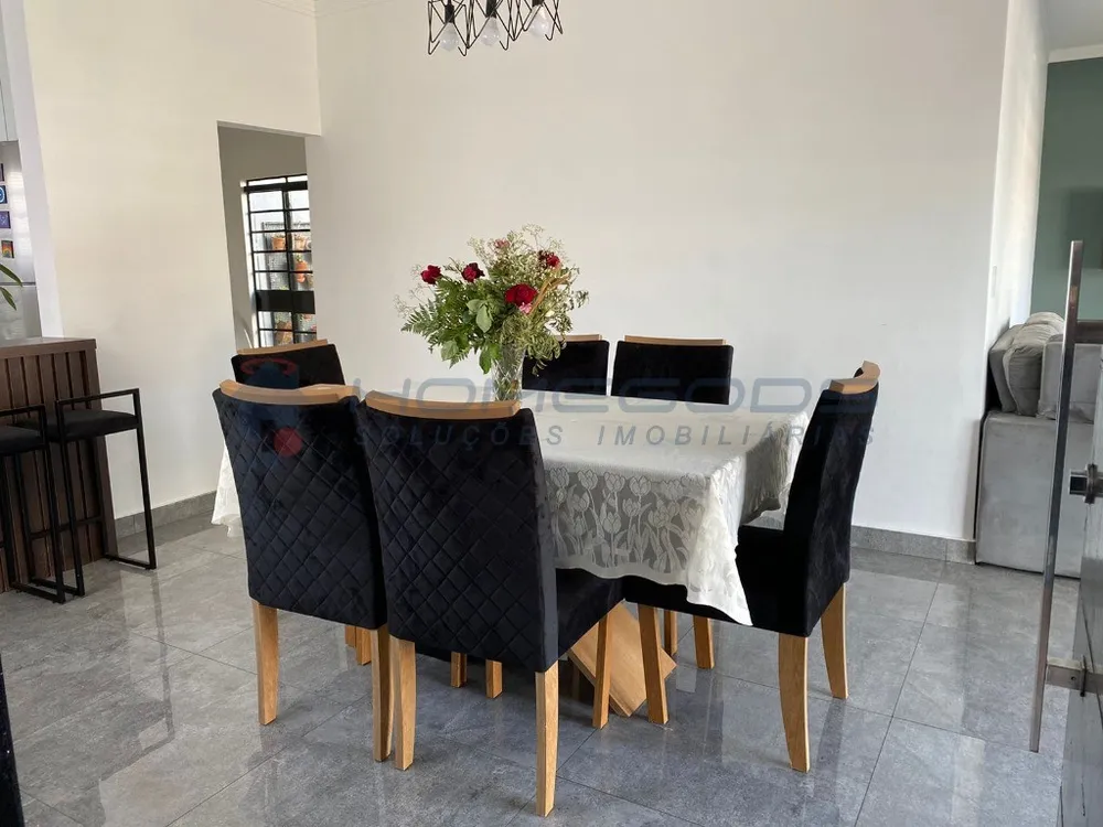 Casa, 3 quartos, 360 m² - Foto 3