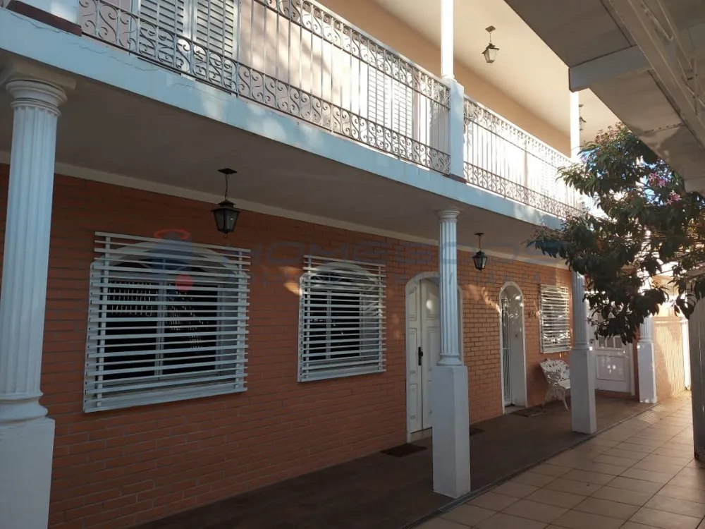 Casa, 4 quartos, 343 m² - Foto 2