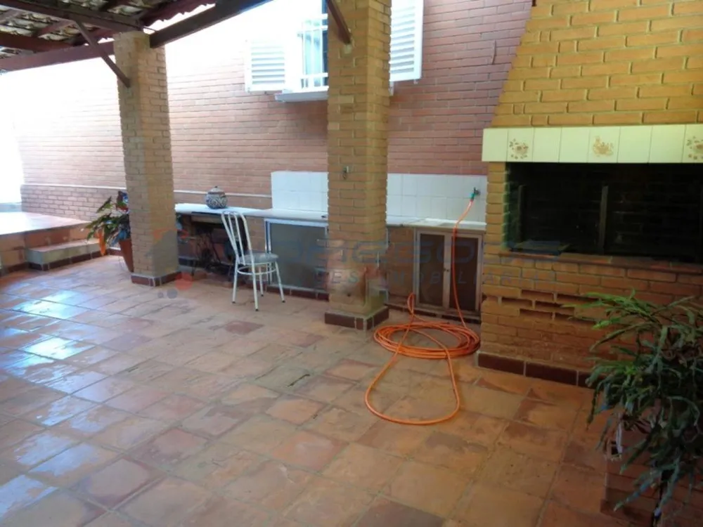 Casa, 3 quartos, 180 m² - Foto 2