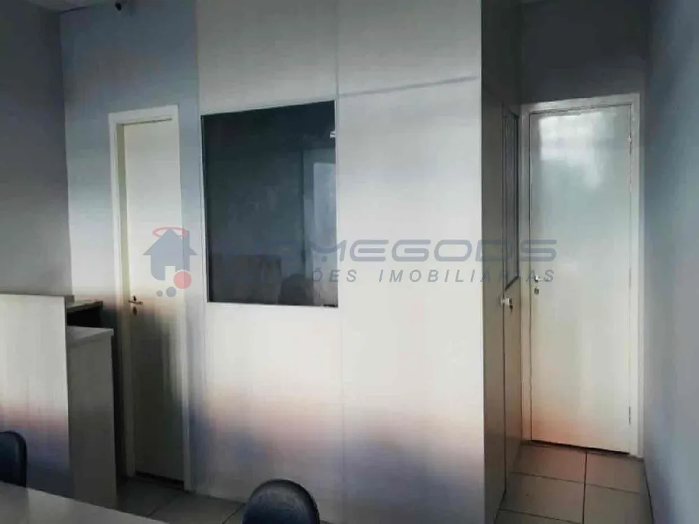 Sala-Conjunto, 4095 m² - Foto 3