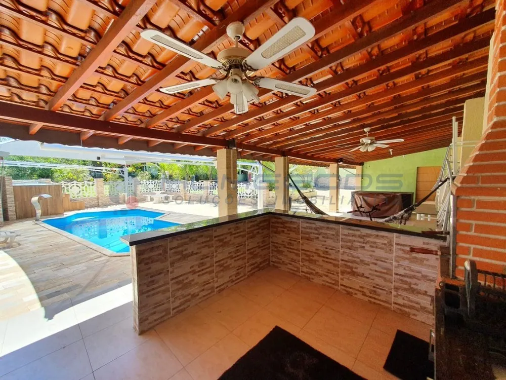Chácara, 3 quartos, 980 m² - Foto 1