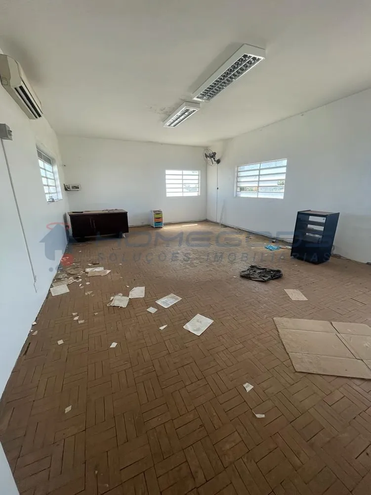 Depósito-Galpão, 1000 m² - Foto 1