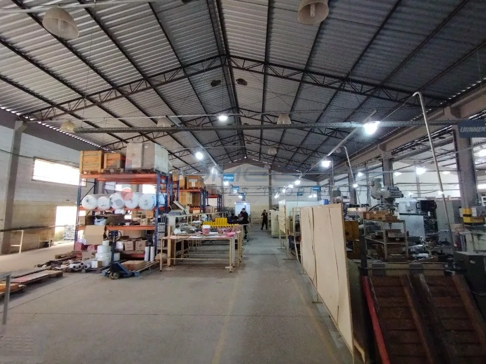 Depósito-Galpão, 3000 m² - Foto 1