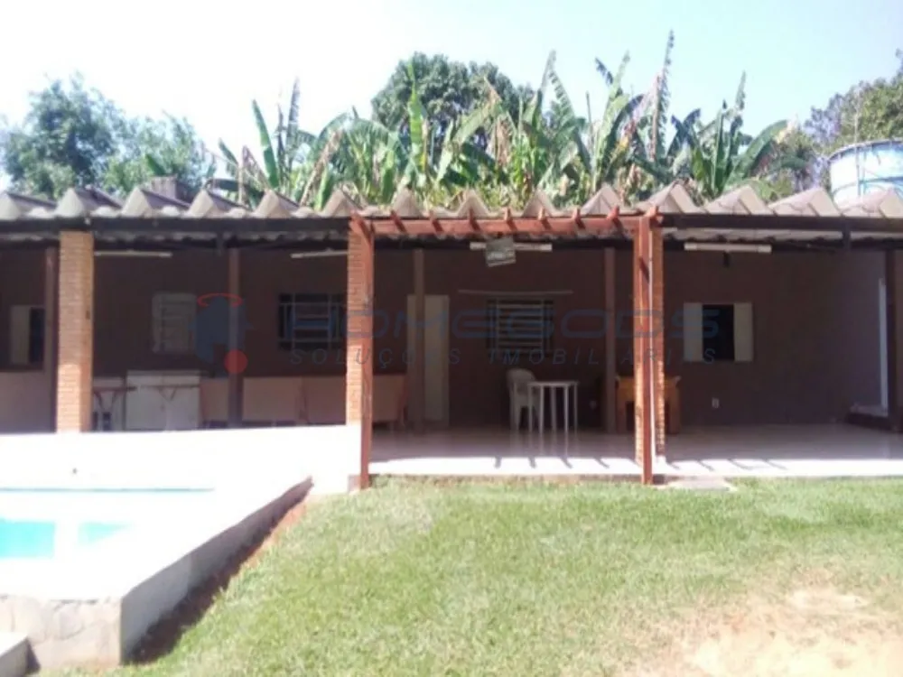Chácara, 2 quartos, 2100 m² - Foto 1