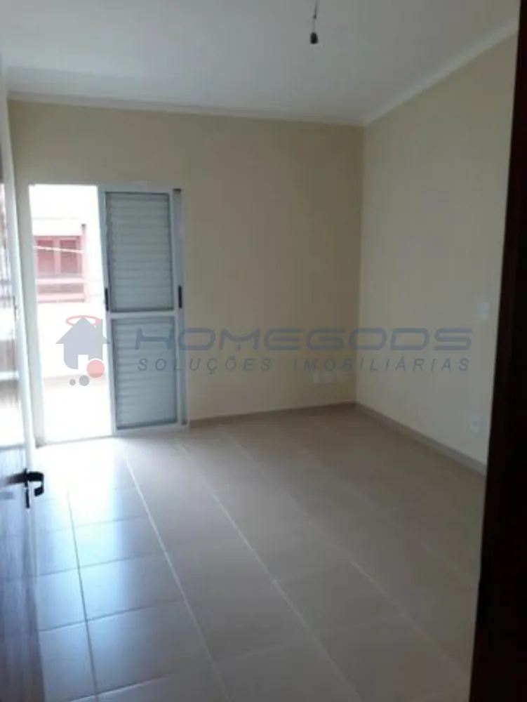 Casa, 4 quartos, 238 m² - Foto 2