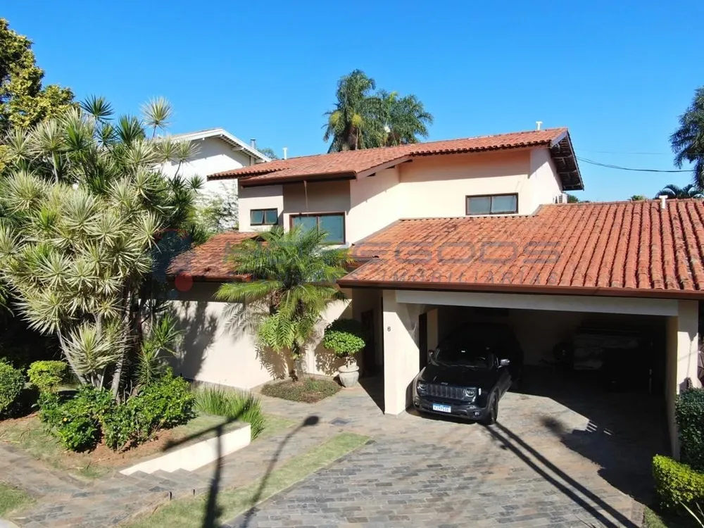 Casa, 4 quartos, 836 m² - Foto 1