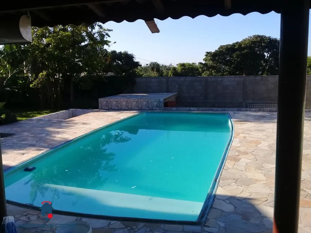 Chácara, 3 quartos, 832 m² - Foto 2