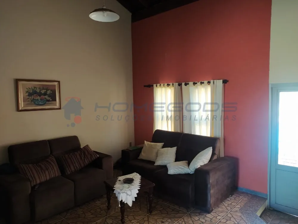 Chácara, 5 quartos, 3055 m² - Foto 2