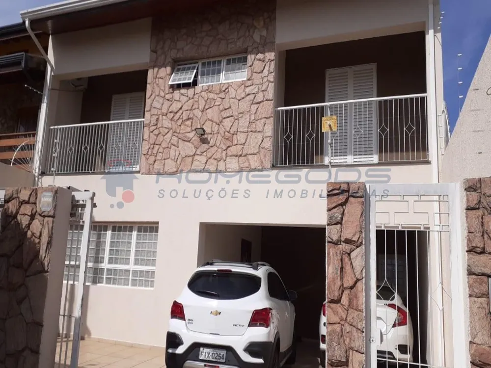 Sobrado, 4 quartos, 240 m² - Foto 1