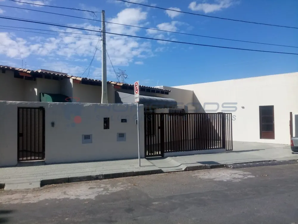 Casa, 3 quartos, 310 m² - Foto 1