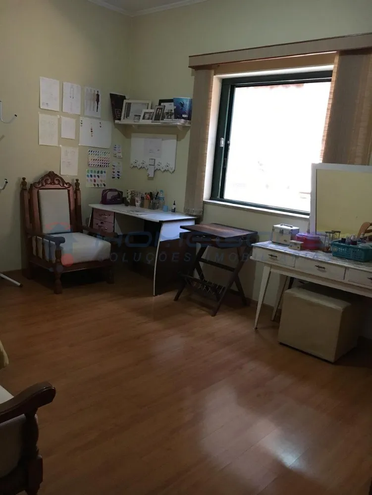 Casa, 3 quartos, 306 m² - Foto 2