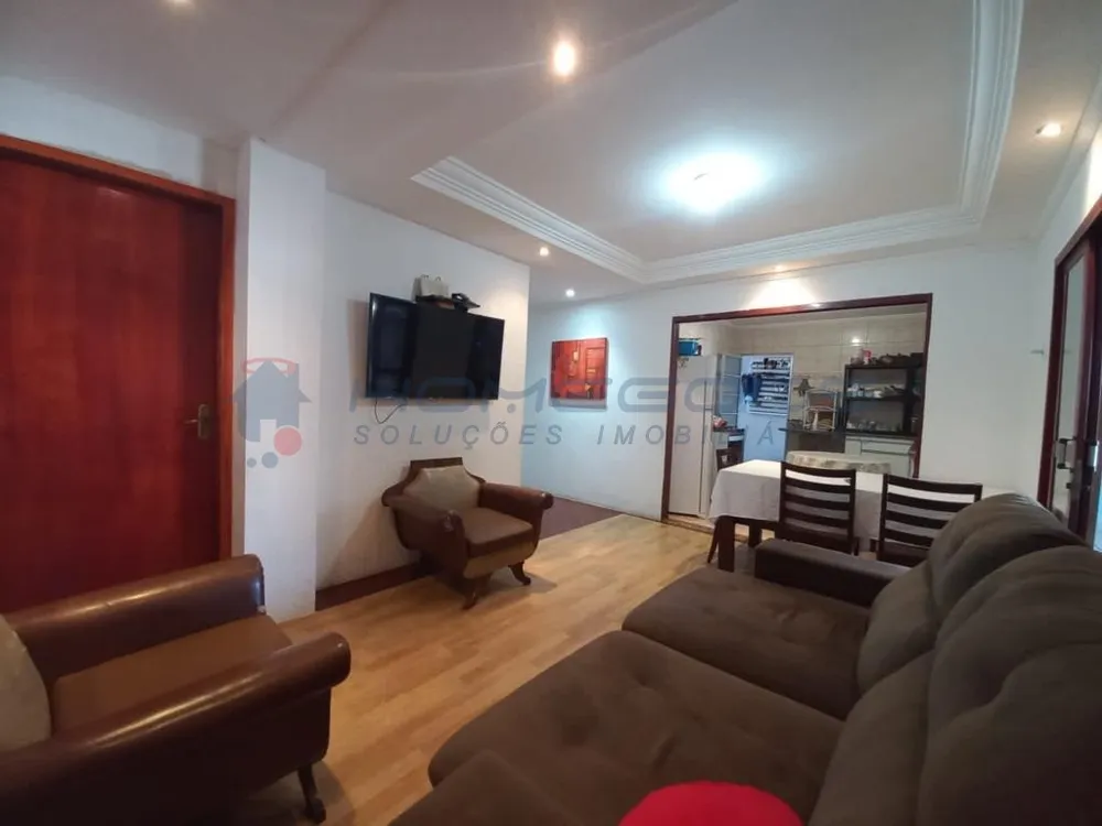 Casa, 4 quartos, 170 m² - Foto 1