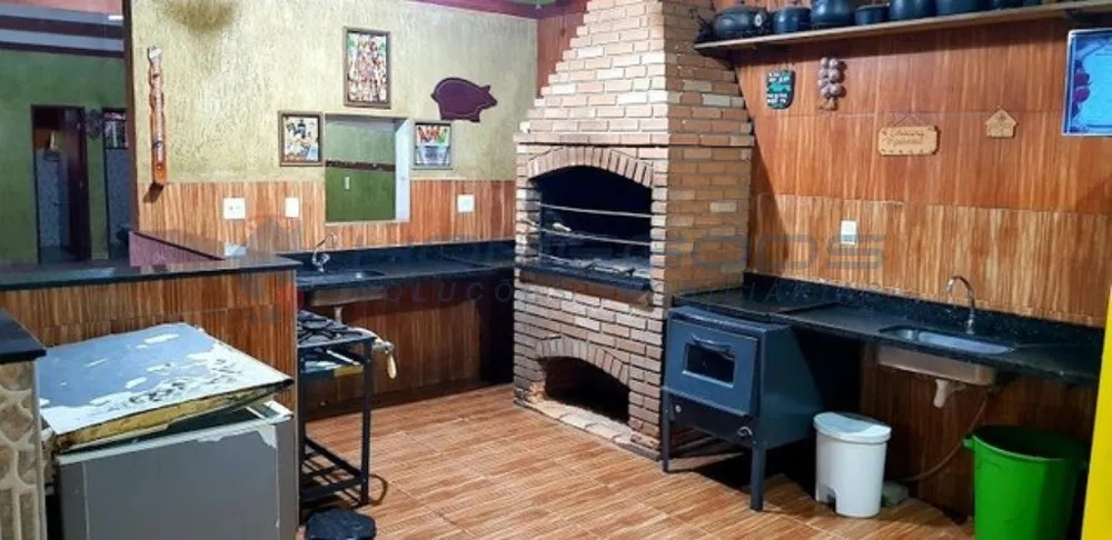Chácara, 3 quartos, 1360 m² - Foto 4