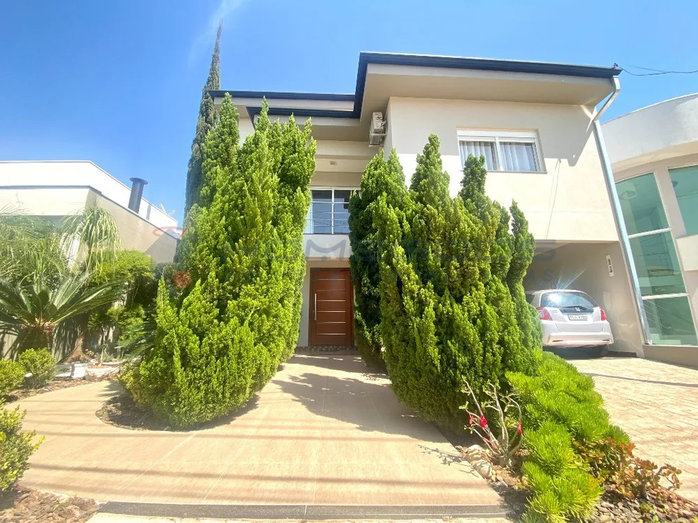 Sobrado, 3 quartos, 290 m² - Foto 1