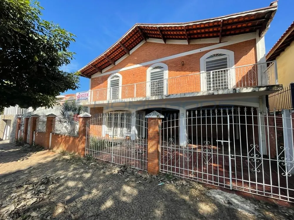 Casa, 4 quartos, 280 m² - Foto 1