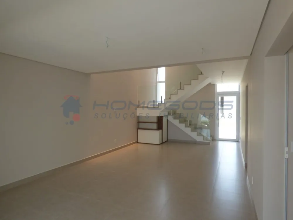 Sobrado, 3 quartos, 265 m² - Foto 1