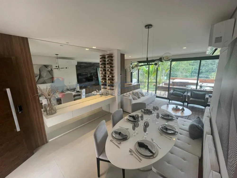 Sobrado, 3 quartos, 214 m² - Foto 3