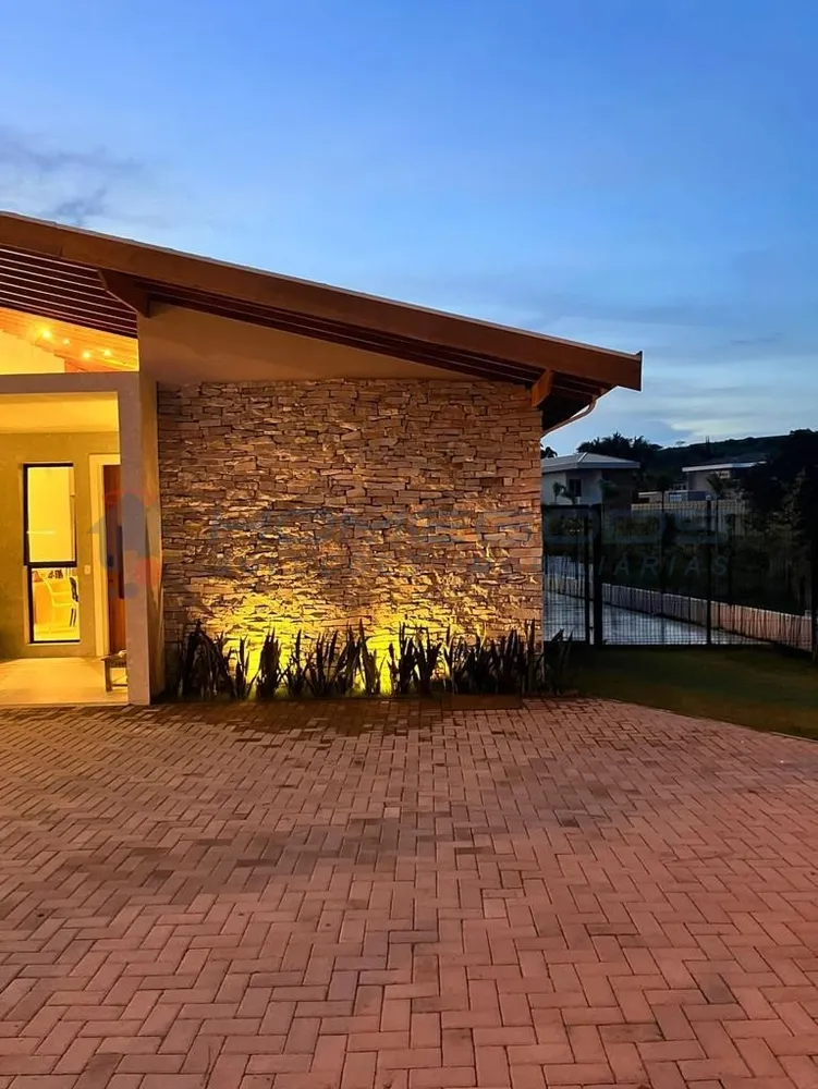 Casa, 5 quartos, 1080 m² - Foto 3