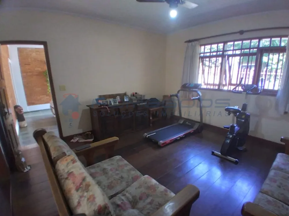 Casa, 3 quartos, 208 m² - Foto 4