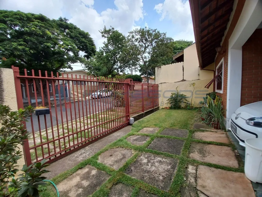 Casa, 3 quartos, 208 m² - Foto 2