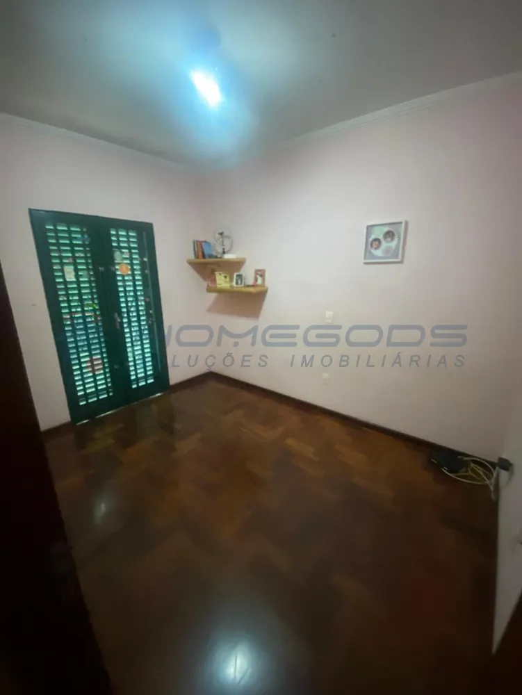 Casa, 4 quartos, 265 m² - Foto 4