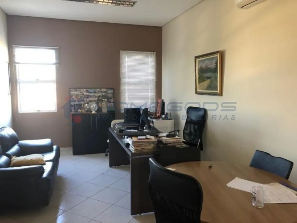 Sobrado, 4 quartos, 480 m² - Foto 2
