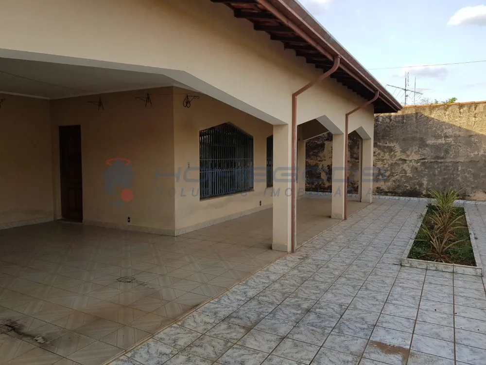 Casa, 3 quartos, 1850 m² - Foto 3