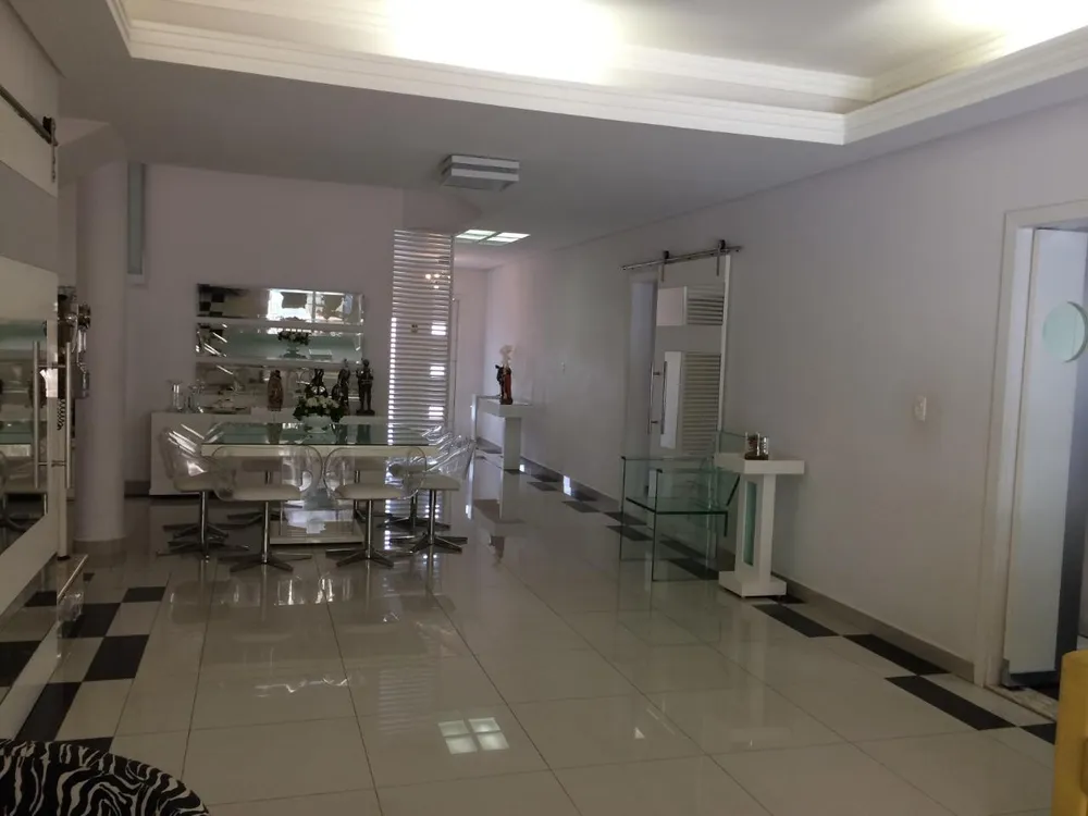 Casa, 4 quartos, 396 m² - Foto 2