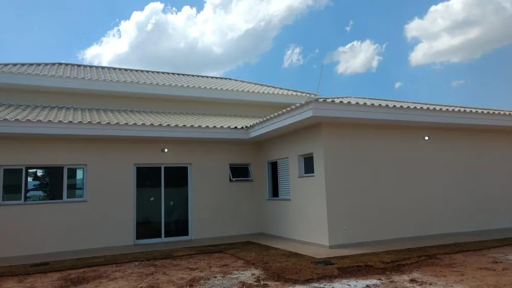 Casa, 3 quartos, 220 m² - Foto 1